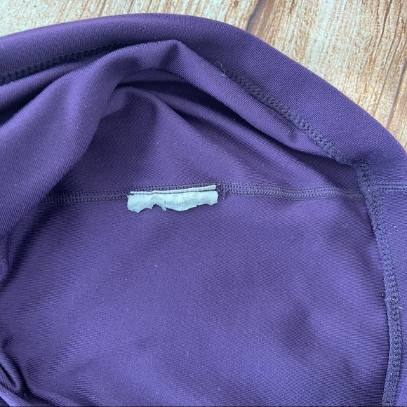 Nike purple workout tank with built in high support bra and side mesh size M - Picture 7 of 9